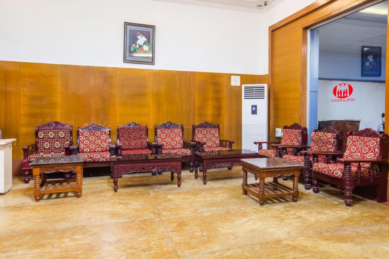 Capital O 69831 Hotel Mount Heera Chennai Esterno foto
