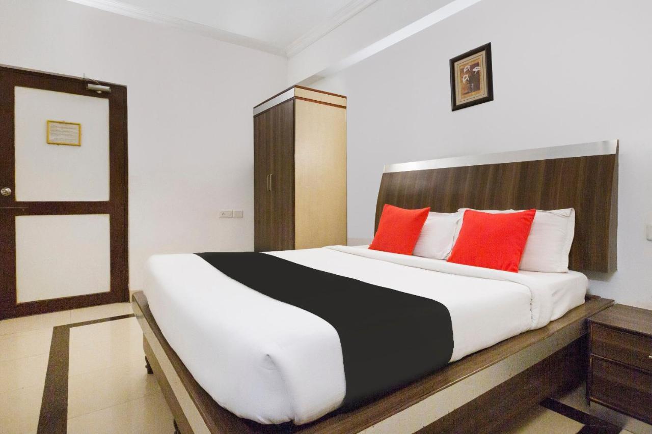 Capital O 69831 Hotel Mount Heera Chennai Esterno foto